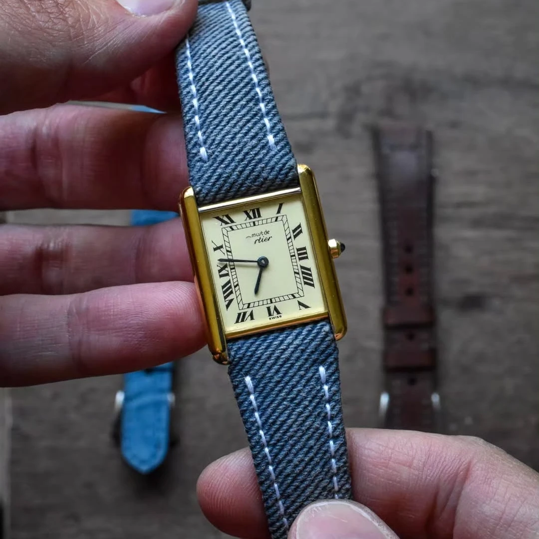สำหรับสายนาฬิกาคุณภาพดี รุ่น T - Cartier Watch Tank บทวิจารณ์และราคา
